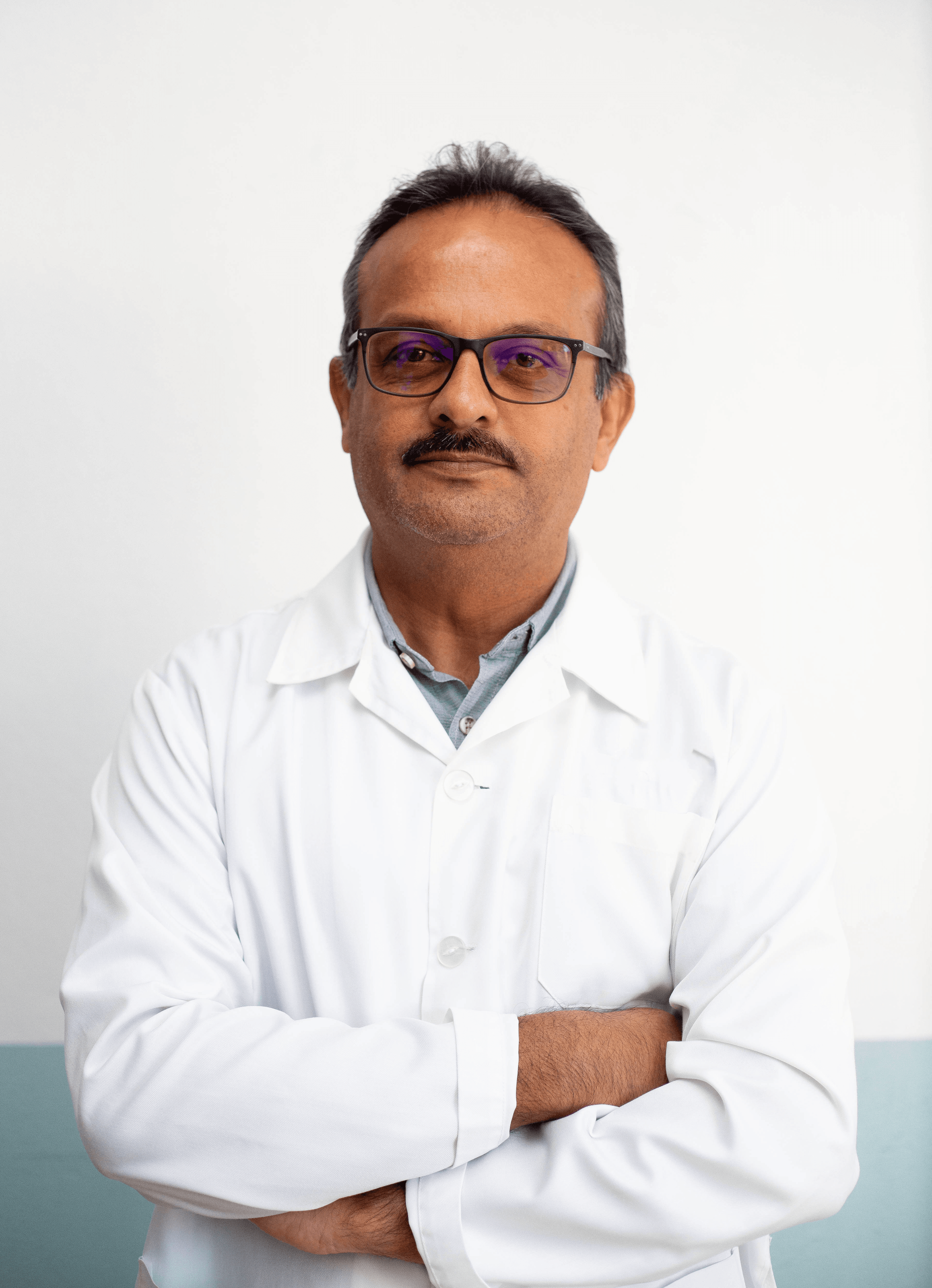 Dr. Satish Tulsidás no Hospital Central de Maputo